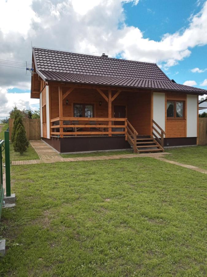Villa Domek Letniskowy Nad Stawem à Lipusz Extérieur photo