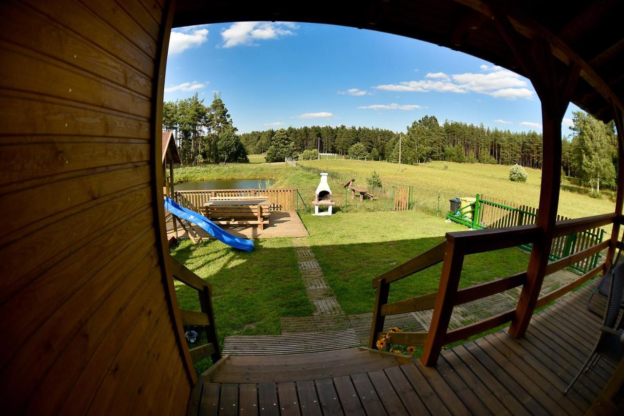 Villa Domek Letniskowy Nad Stawem à Lipusz Extérieur photo